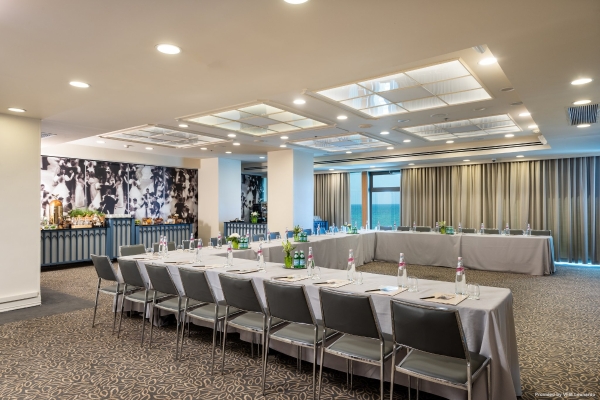 Herods Hotel (Tel Aviv)